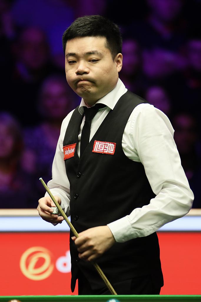 许多逆境中 许多逆境中