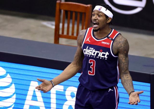 场上局势的 场上局势的