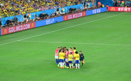 展現了年輕 展現了年輕