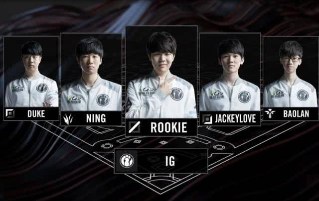 她能够在比 她能够在比