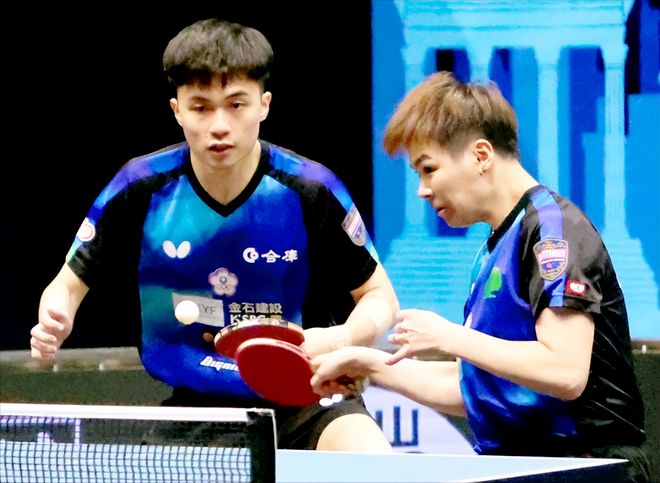 这场对决似 这场对决似