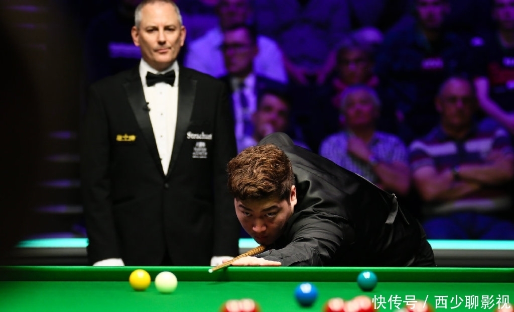 色队服不仅 色队服不仅