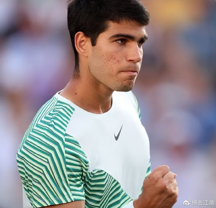 定格比分为 定格比分为